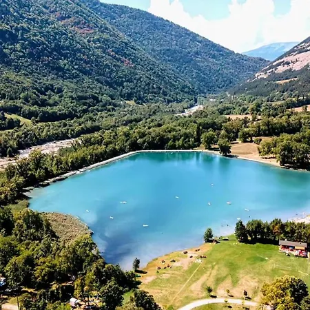 Toilé Avec Terrasse Pour 6 Personnes - Api-1-52-1503 Camping